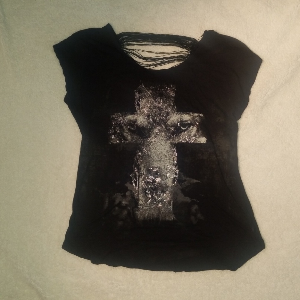Rock and Republic wolf shirt